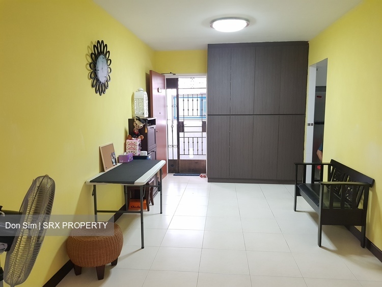 Jurong East Street 32 thumbnail photo